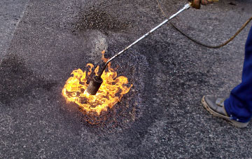 Llansaint flat roofing repairs